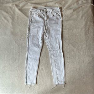Old Navy Rockstar Super Skinny Mid Rise Distressed White Jeans Size 8